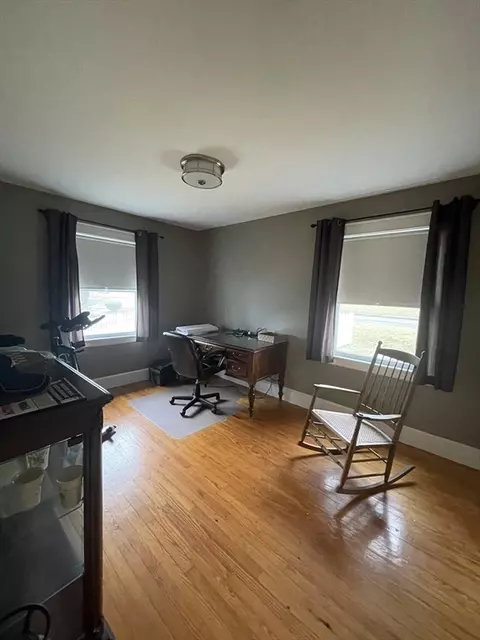449 Freelove St, Fall River, MA 02720 photo 33