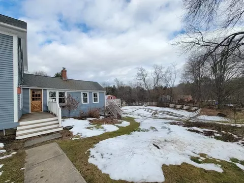 41 Moran Rd, Gilbertville, MA 01031 photo 5