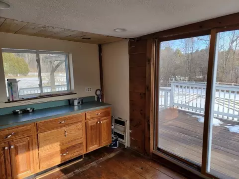 41 Moran Rd, Gilbertville, MA 01031 photo 9