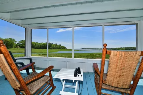 10 Turner St, Wareham, MA 02571