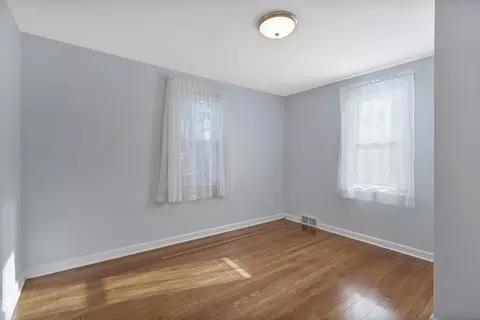 25 Mayflower Rd, Springfield, MA 01118 photo 8