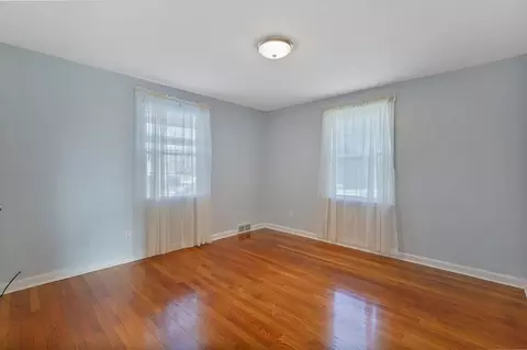 25 Mayflower Rd, Springfield, MA 01118 photo 11