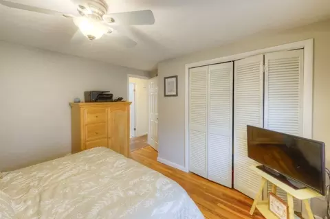 678 Pendleton Ave, Chicopee, MA 01020 photo 21