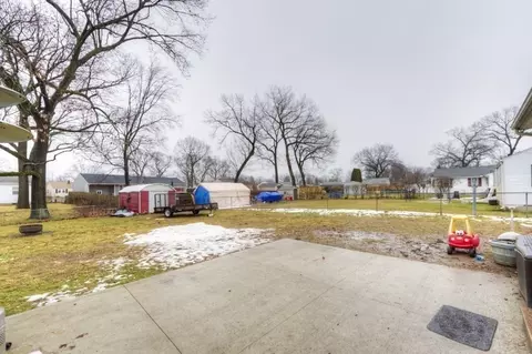 678 Pendleton Ave, Chicopee, MA 01020 photo 32