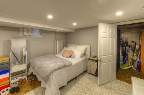 678 Pendleton Ave, Chicopee, MA 01020 photo 25