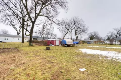 678 Pendleton Ave, Chicopee, MA 01020 photo 31