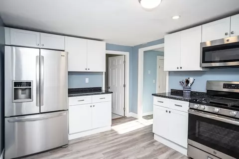 23 Hacker St, Fairhaven, MA 02719 photo 9