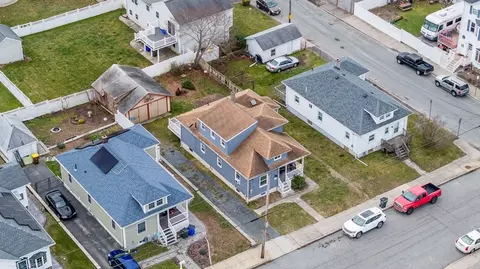 165 Sprague St, Fall River, MA 02724 photo 5