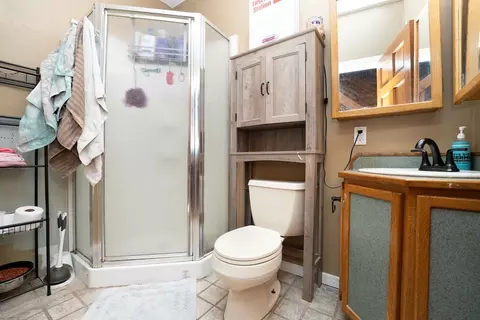 165 Sprague St, Fall River, MA 02724 photo 17