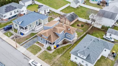 165 Sprague St, Fall River, MA 02724 photo 4