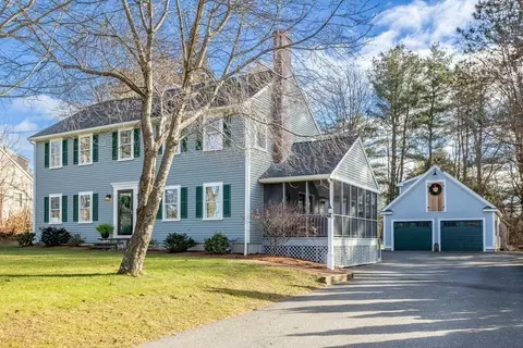 111 Groton School Rd, Ayer, MA 01432