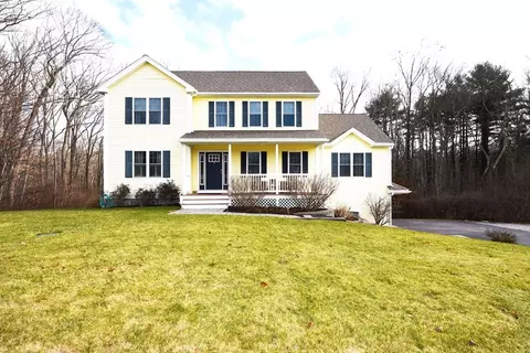 9 Johnson Farm Ln, East Bridgewater, MA 02333