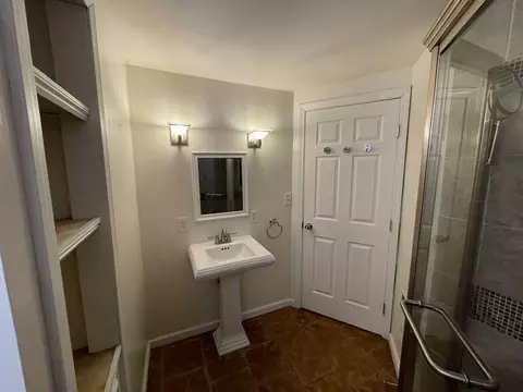 Bath - 47 Royal St, Chicopee, MA 01020 photo 3 of 5