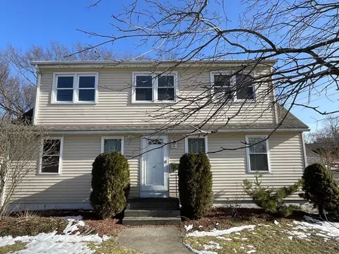 Exterior - 47 Royal St, Chicopee, MA 01020 photo 2 of 7