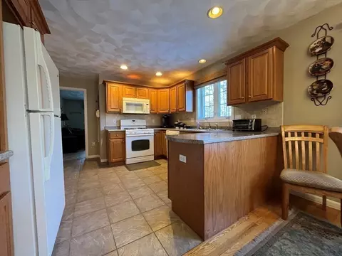 9 Flat Rock Rd #9, Windham, NH 03087 photo 12