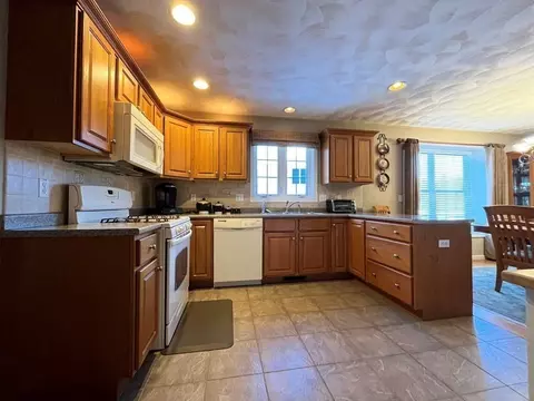 9 Flat Rock Rd #9, Windham, NH 03087 photo 10