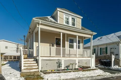 6 Bourgon St, Dartmouth, MA 02747