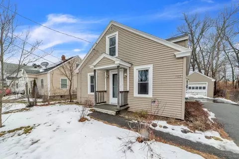403 Parker St, Springfield, MA 01129 photo 2