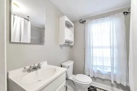 403 Parker St, Springfield, MA 01129 photo 16