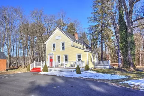 229 Montgomery Rd, Westfield, MA 01085