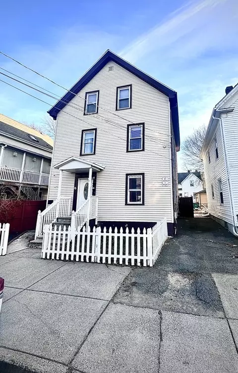 64 Hood St, Lynn, MA 01905