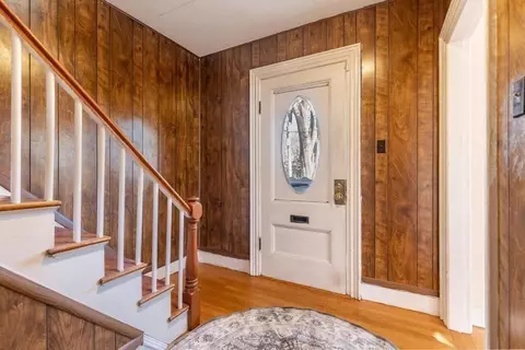 Entry Way - 12 Charles St, Danvers, MA 01923 photo 2 of 3