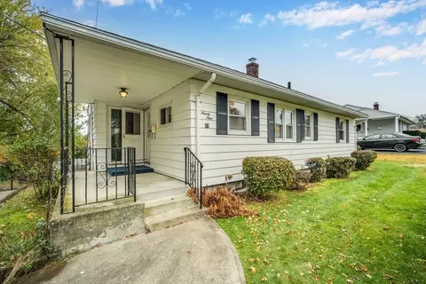 99 Cobb Ave, Chicopee, MA 01013 photo 2