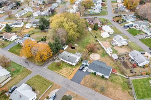 99 Cobb Ave, Chicopee, MA 01013 photo 40