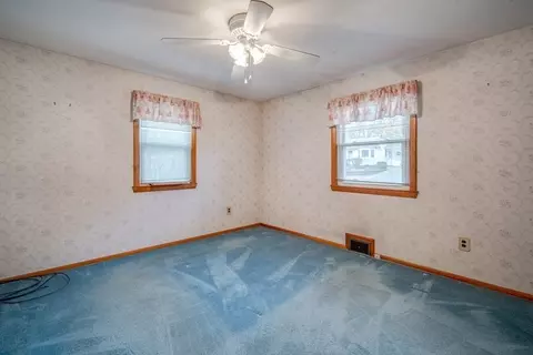 99 Cobb Ave, Chicopee, MA 01013 photo 11