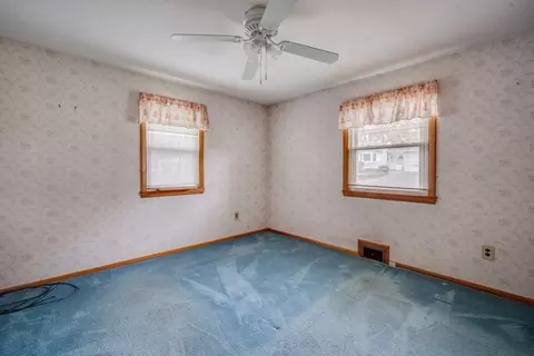 99 Cobb Ave, Chicopee, MA 01013 photo 9