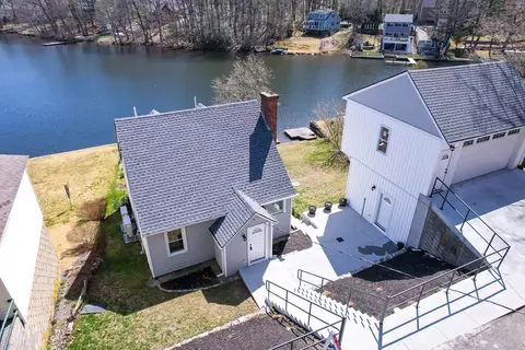 Exterior - 39 2 W Sutton Rd # -1, Sutton, MA 01590 photo 1 of 9
