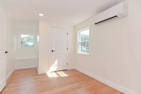 Entry Way - 39 2 W Sutton Rd # -1, Sutton, MA 01590 photo 4 of 4
