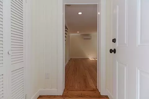Entry Way - 39 2 W Sutton Rd # -1, Sutton, MA 01590 photo 1 of 4