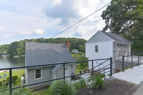 Exterior - 39 2 W Sutton Rd # -1, Sutton, MA 01590 photo 4 of 9