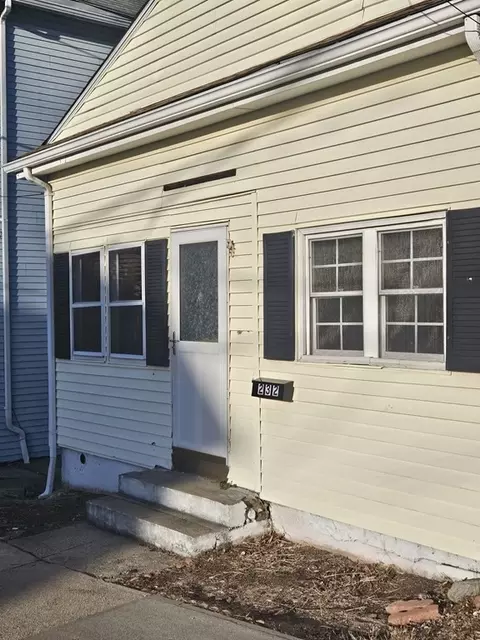 232 Transit St, Woonsocket, RI 02895 photo 2
