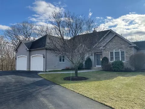 894 Liberty St #5, Braintree, MA 02184