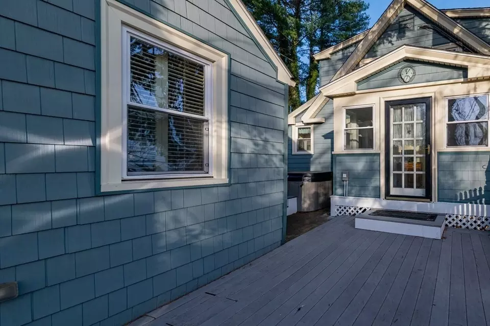 3 Simmons Rd, Hingham, MA 02043 42 Photos Movoto