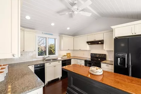 99 Atlantic Ave, Marblehead, MA 01945 photo 6