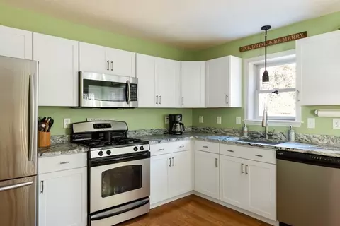 40 Chartwell Dr, Bourne, MA 02532 photo 6