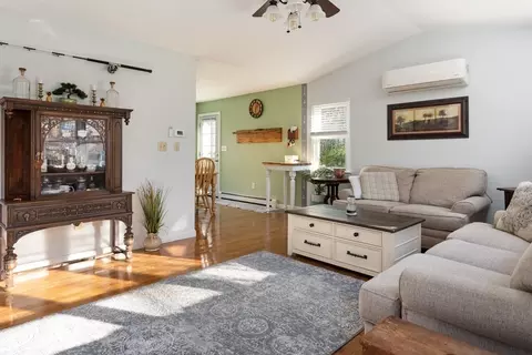 40 Chartwell Dr, Bourne, MA 02532 photo 8
