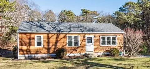 40 Chartwell Dr, Bourne, MA 02532 photo 3