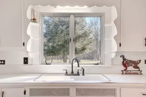 56 Old Belchertown Rd, Ware, MA 01082 photo 6