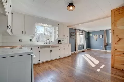 56 Old Belchertown Rd, Ware, MA 01082 photo 4