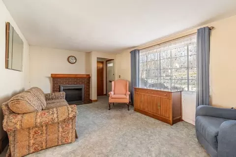 29 Aspen Ct, Dedham, MA 02026 photo 2