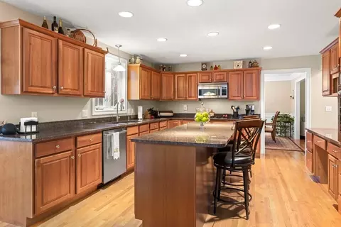 5 Castle Dr, Methuen, MA 01844 photo 15