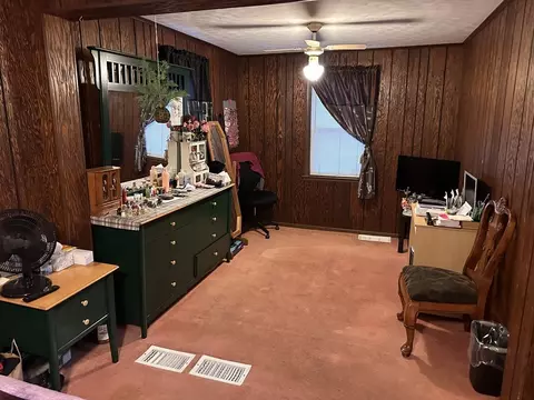 1 Bauer St, Worcester, MA 01603 photo 9