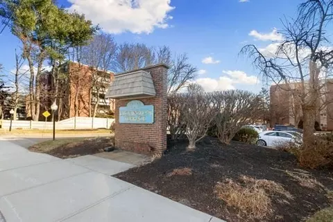 64 Main St #53B, Stoneham, MA 02180
