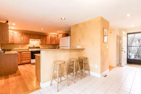 2 Bishops Park #2, Mashpee, MA 02649 photo 4