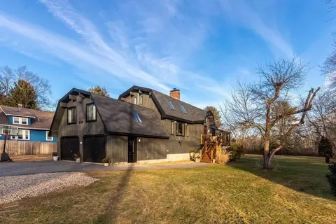 615 Haverhill St, Reading, MA 01867