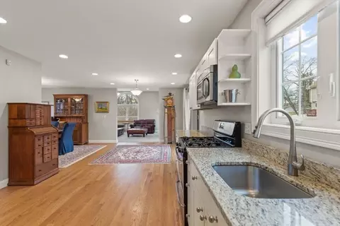 5 Kathleen Dr, Beverly, MA 01915 photo 8